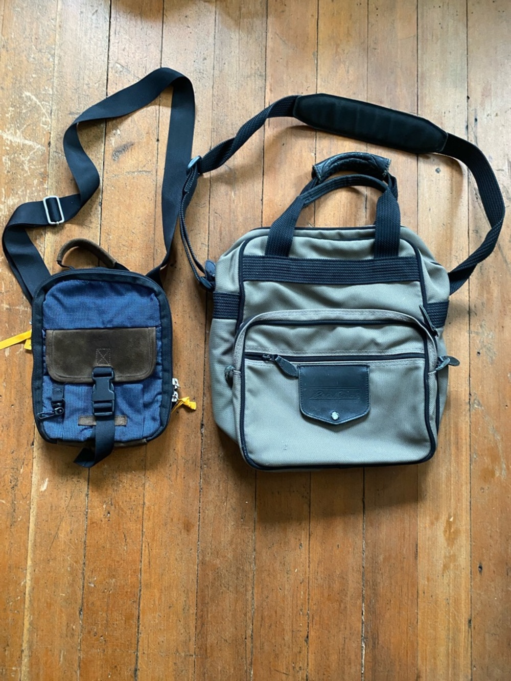 Vintage eddie bauer Men's Olive Green Crossbody Bag with blue eddie bauer
